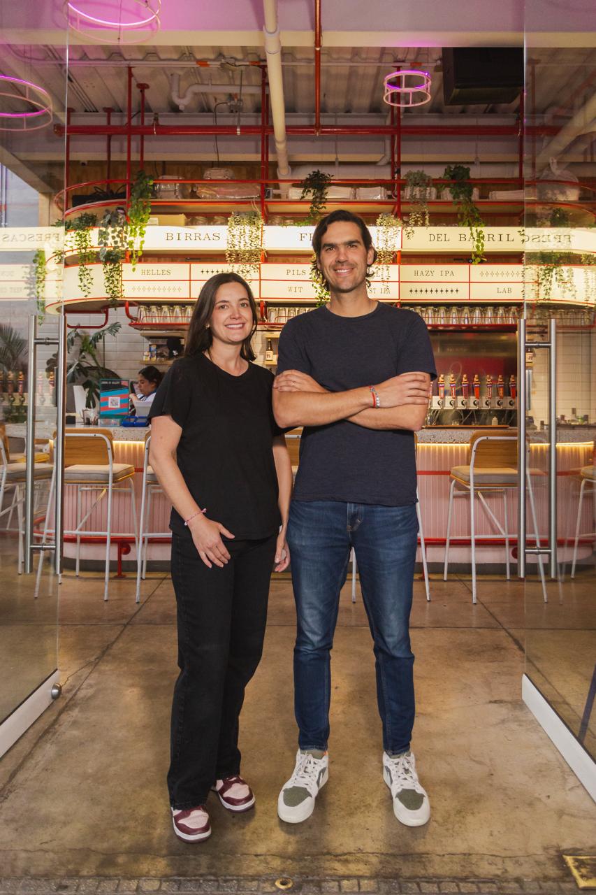Valentina Facundo y Pablo Bermúdez — fundadores de Birrería Macha
